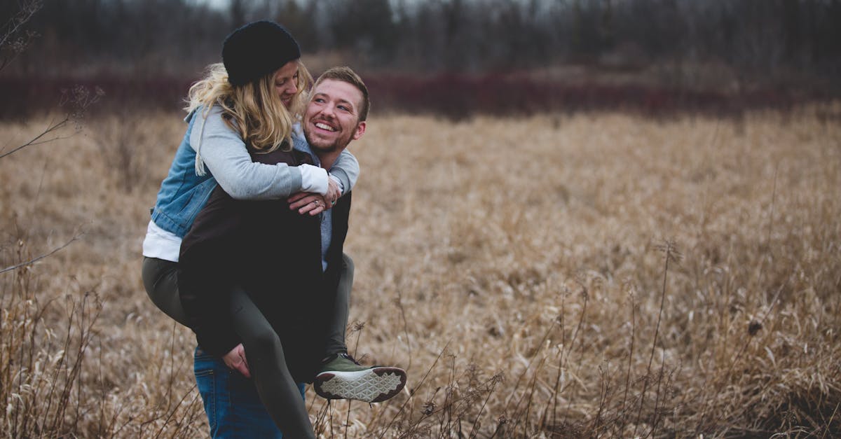 découvrez des conseils et astuces pour renforcer votre relation de couple, surmonter les défis et cultiver l'amour au quotidien. trouvez des idées pour des activités romantiques et des discussions enrichissantes pour des couples heureux.