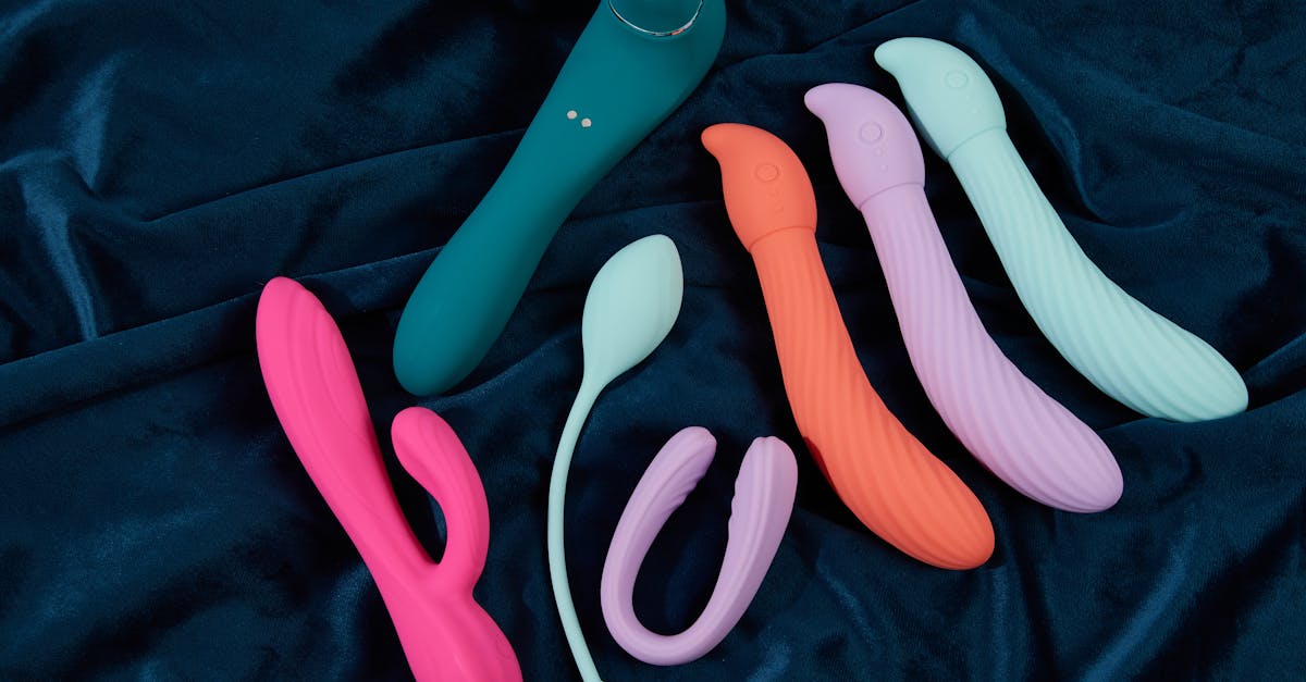 découvrez notre sélection de dildos, conçus pour offrir des sensations uniques et inoubliables. explorez des formes, tailles et matières variées pour satisfaire toutes vos envies.